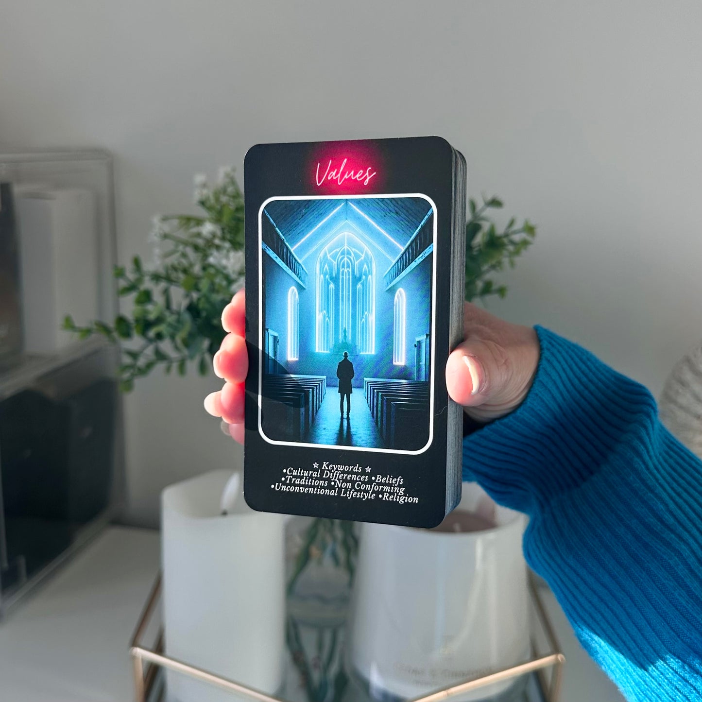 Unveiling The Truth Oracle Deck (Shadow Deck)