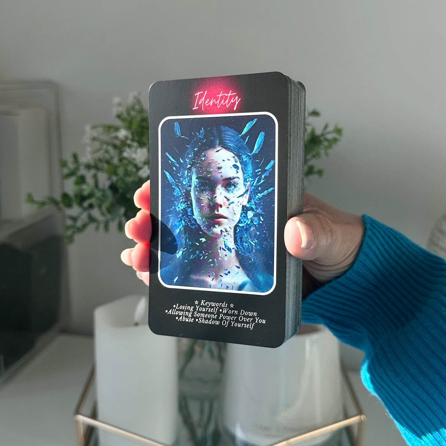 Unveiling The Truth Oracle Deck (Shadow Deck)