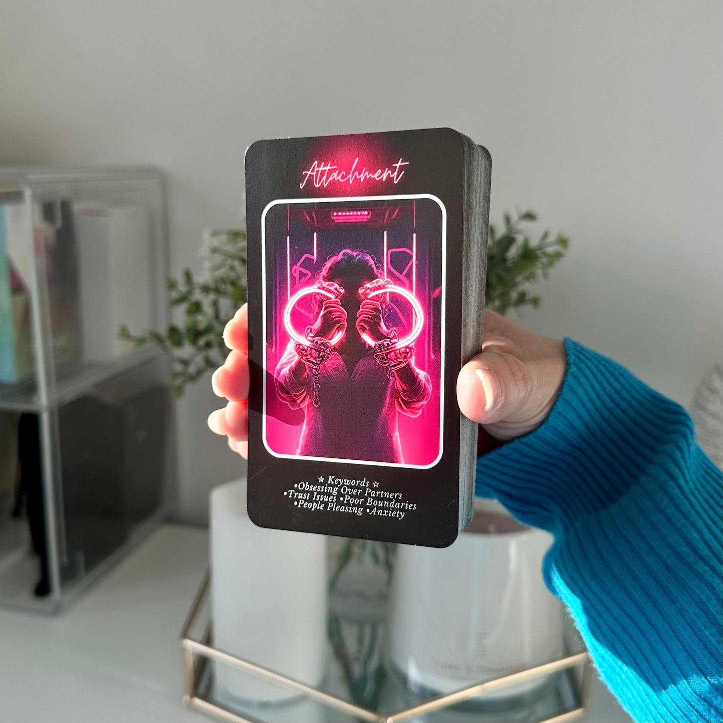 Unveiling The Truth Oracle Deck (Shadow Deck)